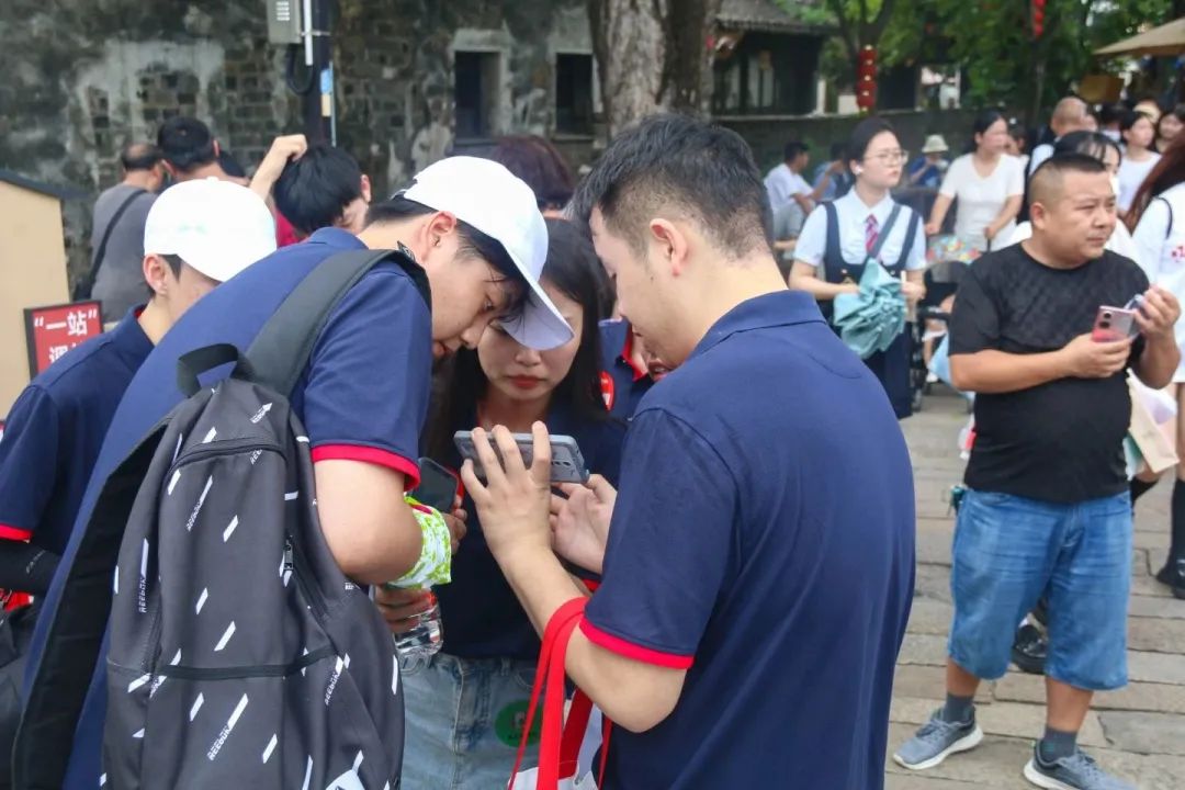 我們一起奔赴山海，領跑未來！